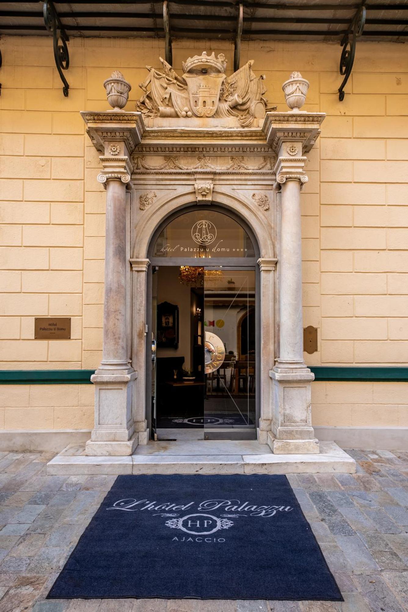 Hotel Pozzo Di Borgo Ajaccio  Exterior photo